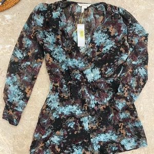 BCBGeneration Abstract/Watercolor Long Sleeve Romper Size XS NWT